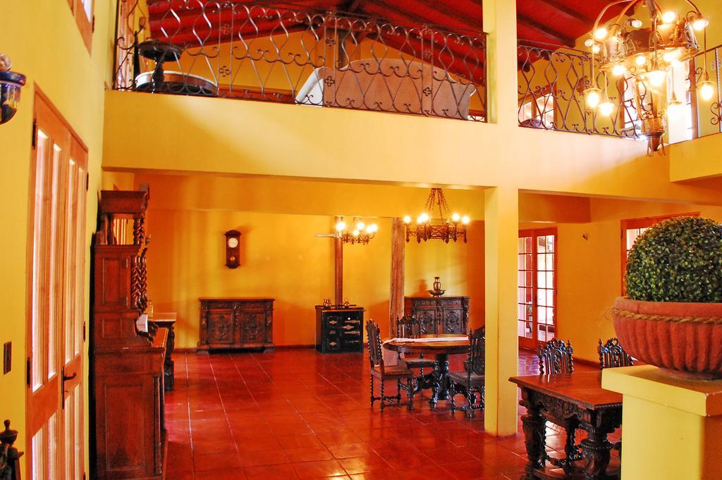 Entre Vinas Bed & Breakfast Санта Крус Екстериор снимка