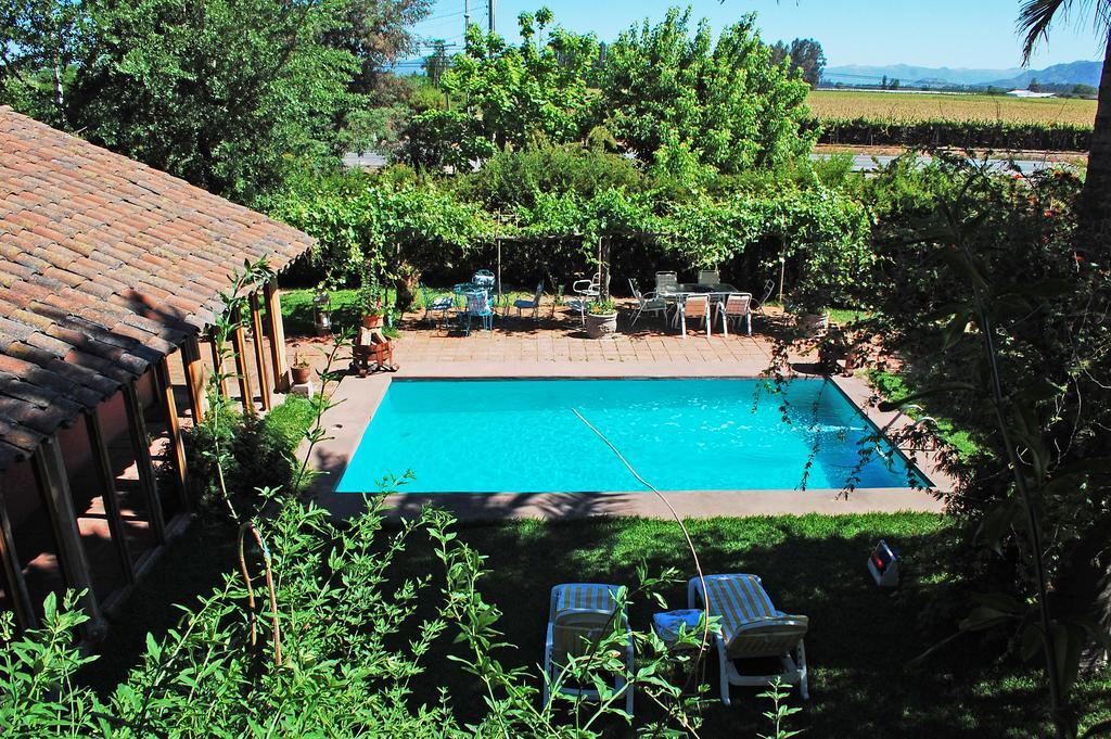 Entre Vinas Bed & Breakfast Санта Крус Екстериор снимка