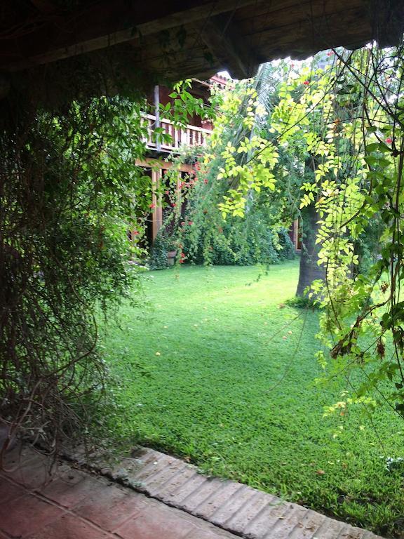 Entre Vinas Bed & Breakfast Санта Крус Екстериор снимка